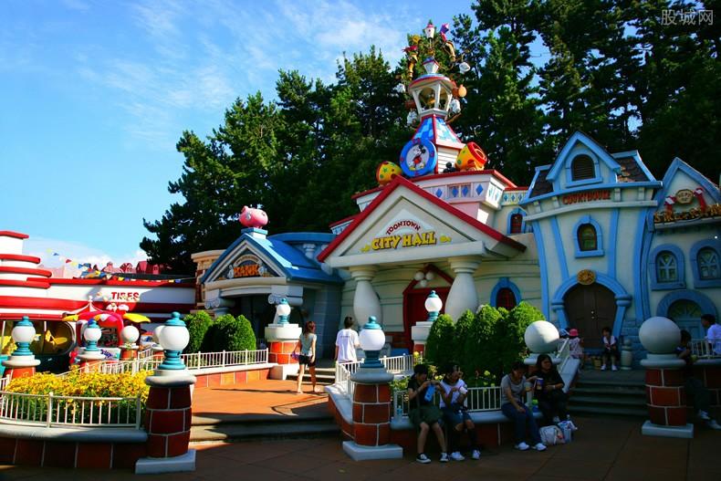 迪士尼小镇部分运营 乐园将会继续暂时关闭！